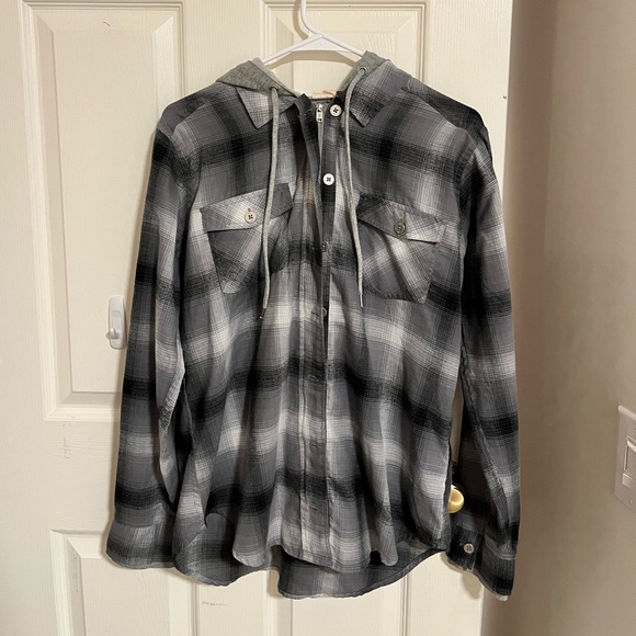 Harlow Lightweight Hooded Flannel, Size Medium - Picture 1 of 3